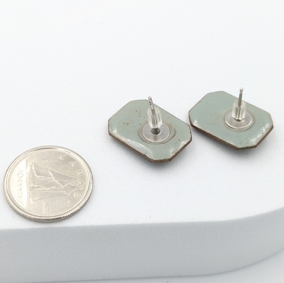 Hand crafted artisan earrings green and yellow enamel - Picture 5 of 5